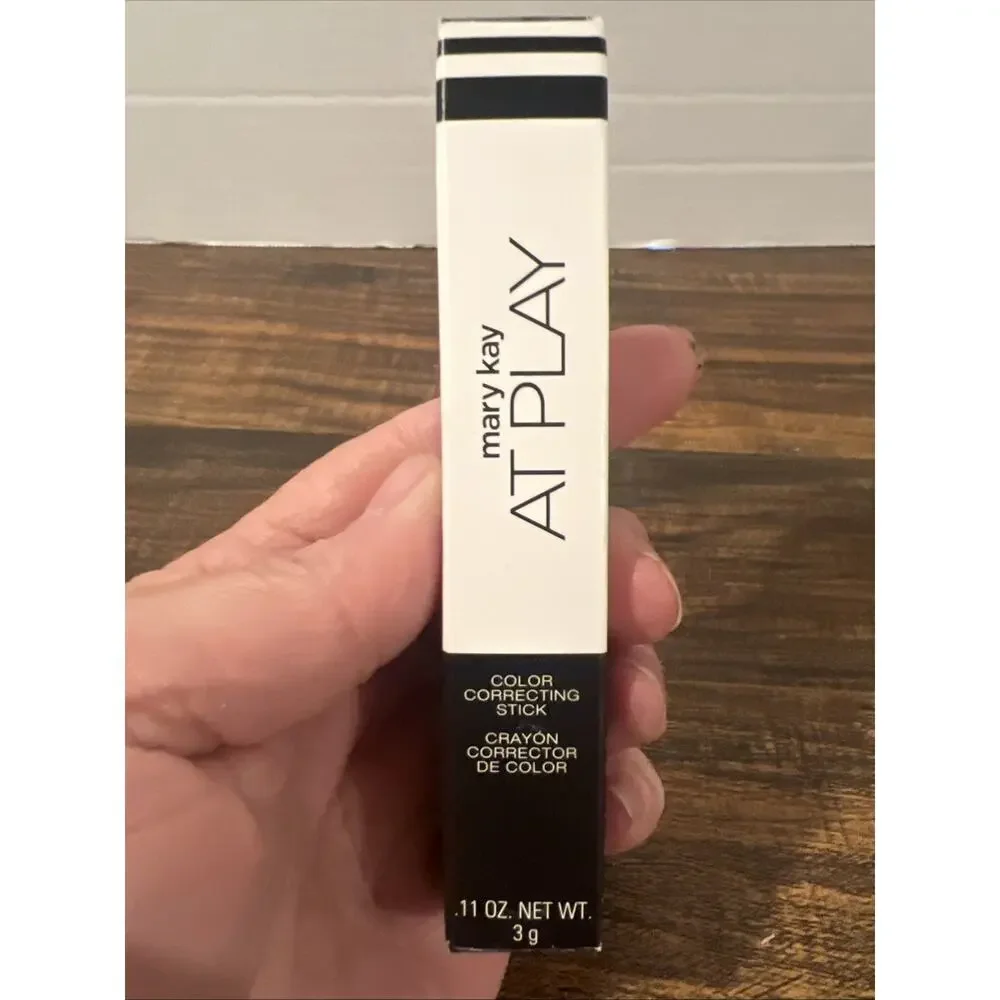 Mary Kay At Play NIB Correcting Stick ~ WIPE RED 121197 BRAND NEW